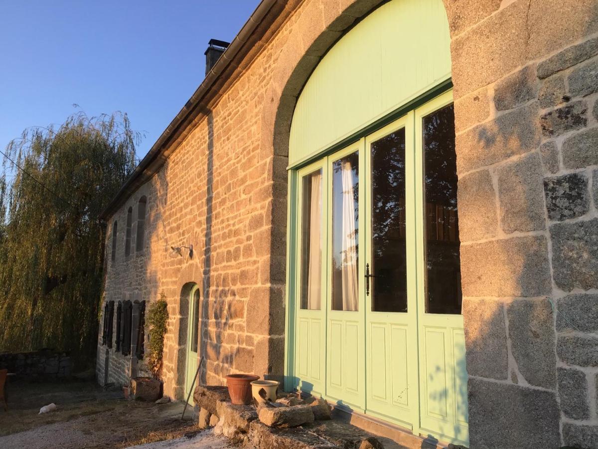Bed and Breakfast Le Noyer Rougnat Exterior foto