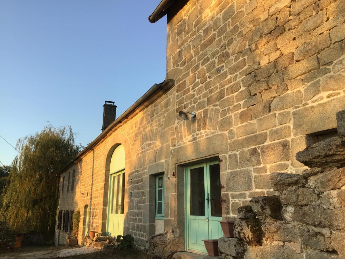 Bed and Breakfast Le Noyer Rougnat Exterior foto