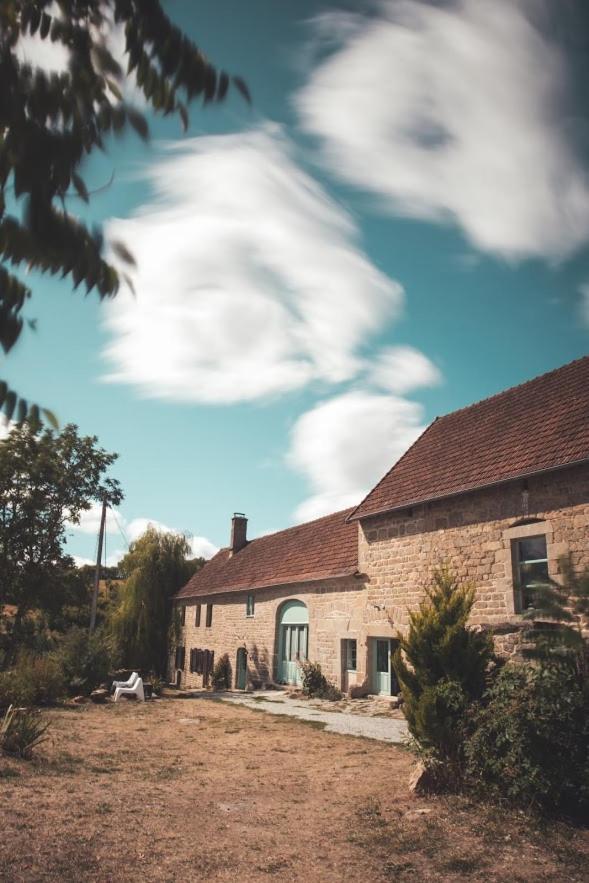 Bed and Breakfast Le Noyer Rougnat Exterior foto