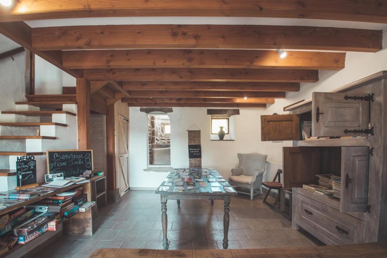 Bed and Breakfast Le Noyer Rougnat Exterior foto