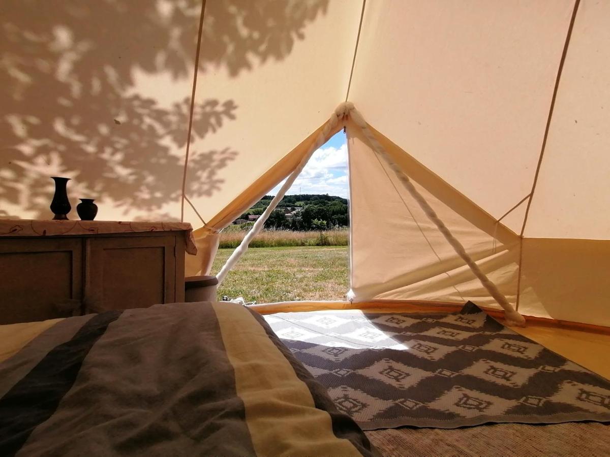 Bed and Breakfast Le Noyer Rougnat Exterior foto